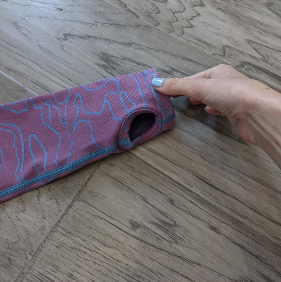 Arise Camo by Echt Long Sleeve Workout Crop Top - Picture 11 of 12